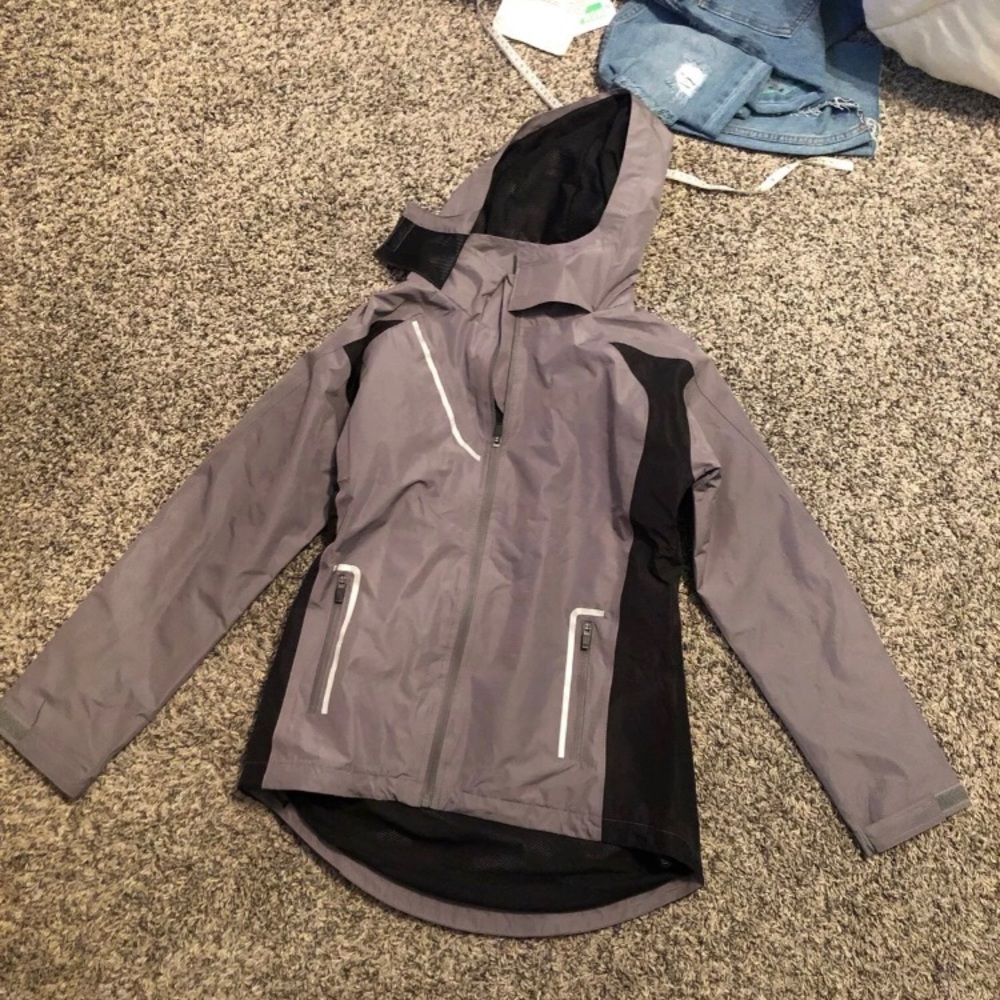 Wind breaker jacket
